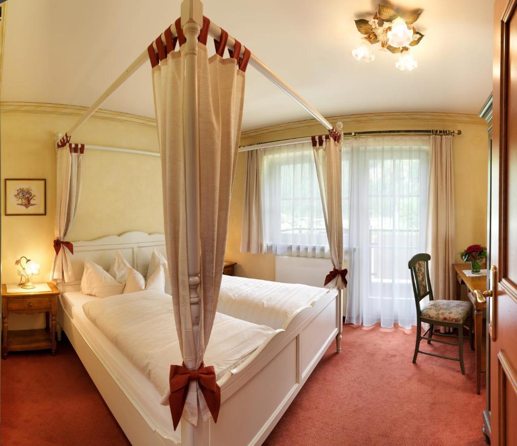 Domizil Zillertal Appartement Mayrhofen Kamer foto